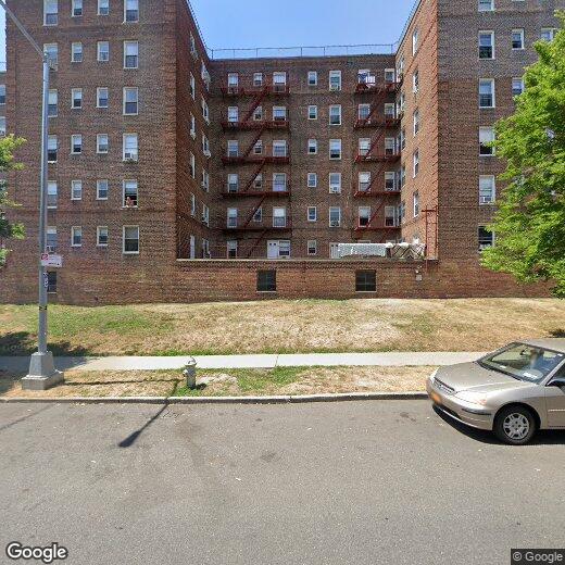 Primary Photo - 2078 Cropsey Ave