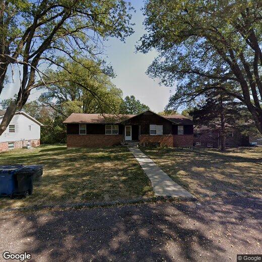 Primary Photo - 704 Demaret Dr