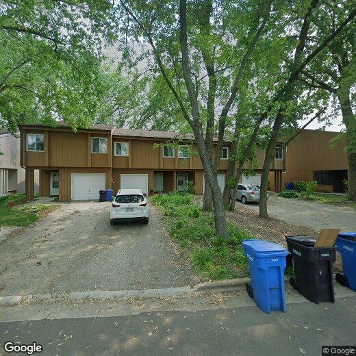 Primary Photo - 2911 Marina Dr