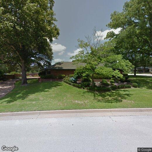 Primary Photo - 3700 Pine Bluff Cir