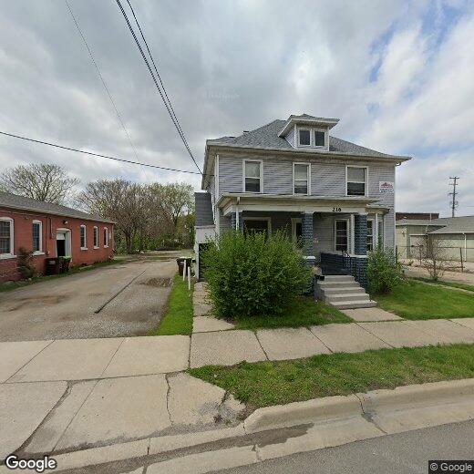 Foto principal - 216 S Winter St