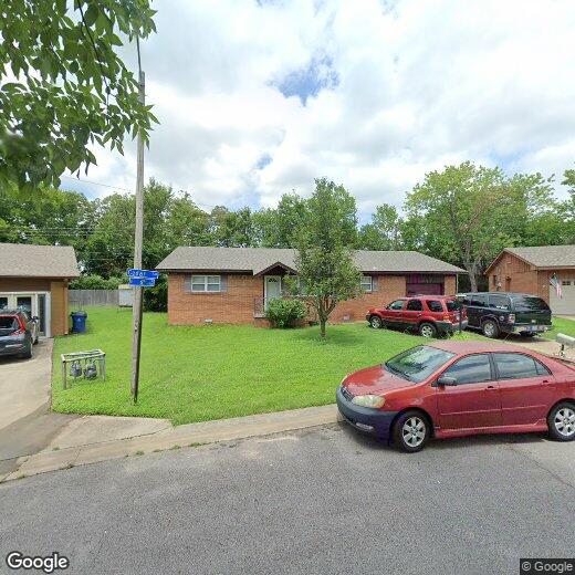 Primary Photo - 601 Cedar Ln