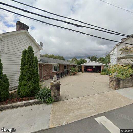 Primary Photo - 613 Blackburn Rd