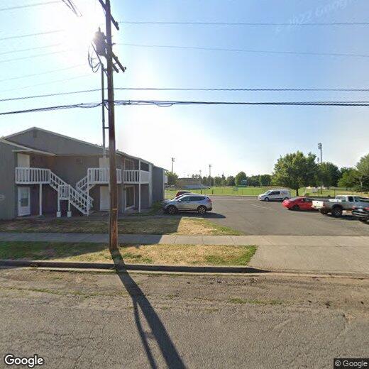 Primary Photo - 950 E Sumach St