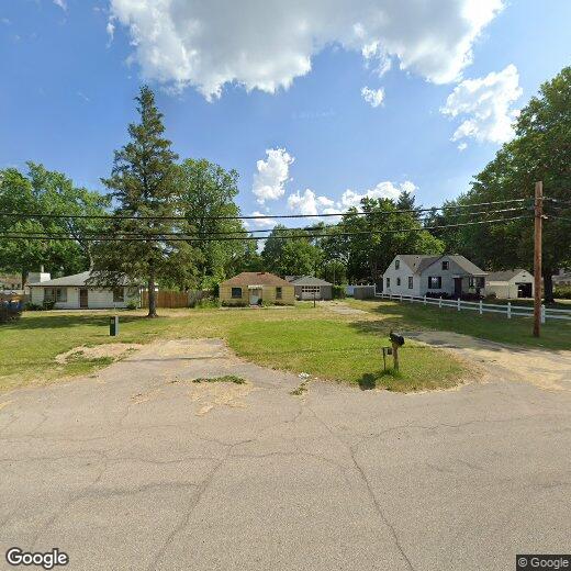 Primary Photo - 2049 E McKinley Ave