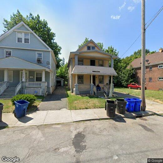 Foto principal - 11702 Honeydale Ave