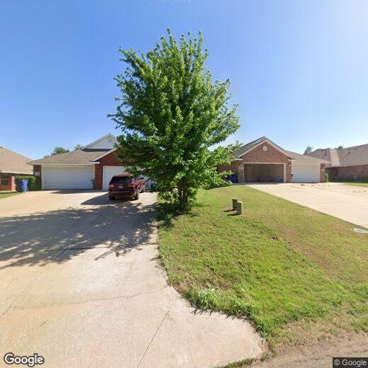2515 W Oklahoma Ave, Guthrie, OK 73044 Townhouse for Rent in Guthrie