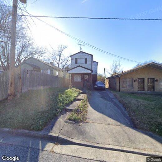 Foto principal - 2115 Bennett Ave