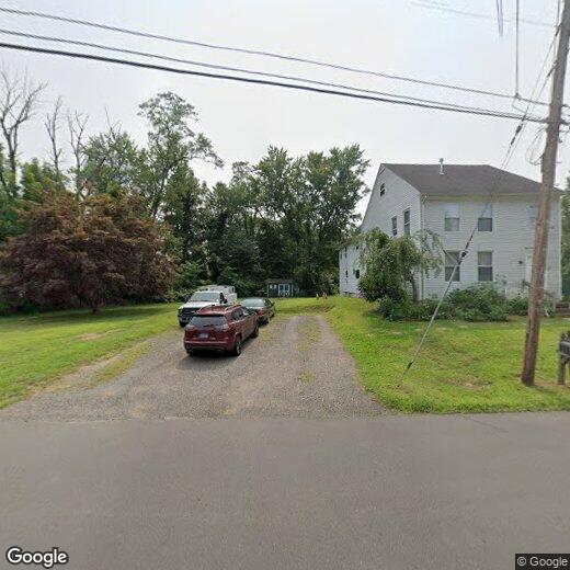 3 South St, Cromwell, CT 06416 Room for Rent in Cromwell, CT