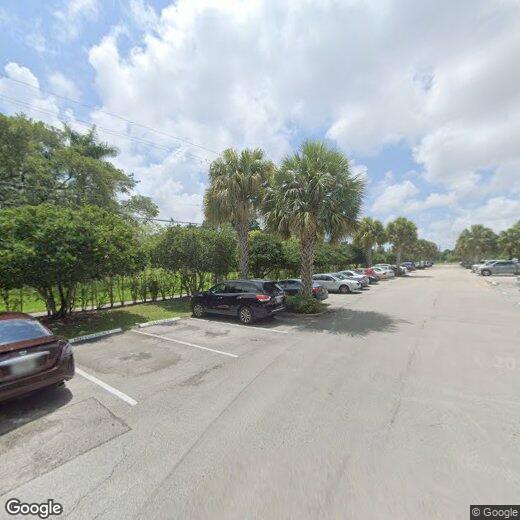 Primary Photo - 4200 Hillcrest Dr