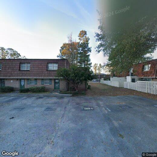 Foto principal - 2bed 1.5bath Townhouse at Carolina Pines
