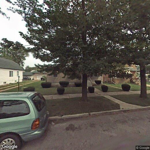 15741 Finch Ave, Harvey, IL 60426 House for Rent in Harvey, IL