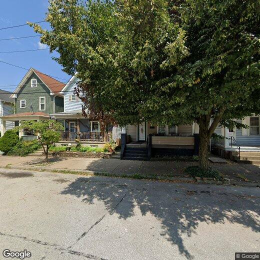 Primary Photo - 222 Gertrude St