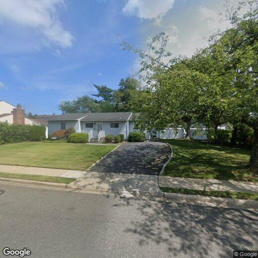 220 Central Park Rd, Plainview, NY 11803 House Rental in Plainview