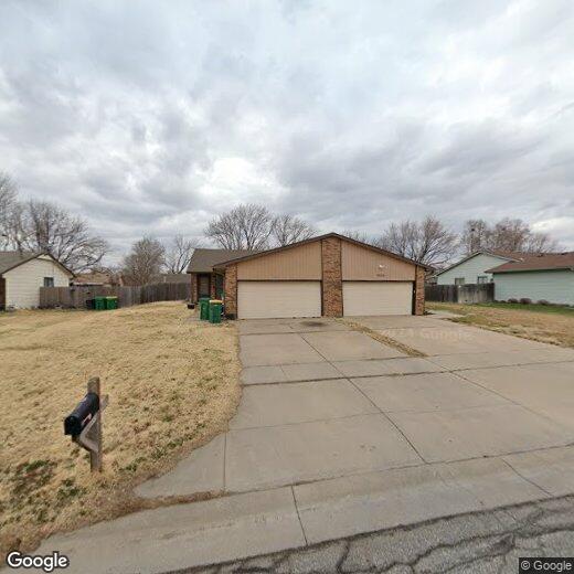 Foto principal - 8924-8926 E Bluestem