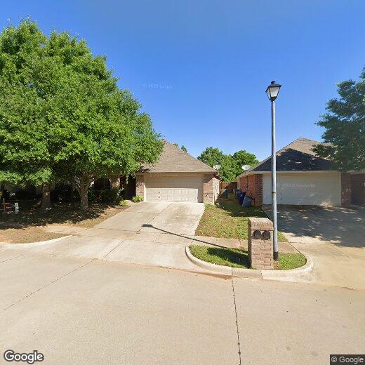 Primary Photo - 1240 W Cottonwood Dr