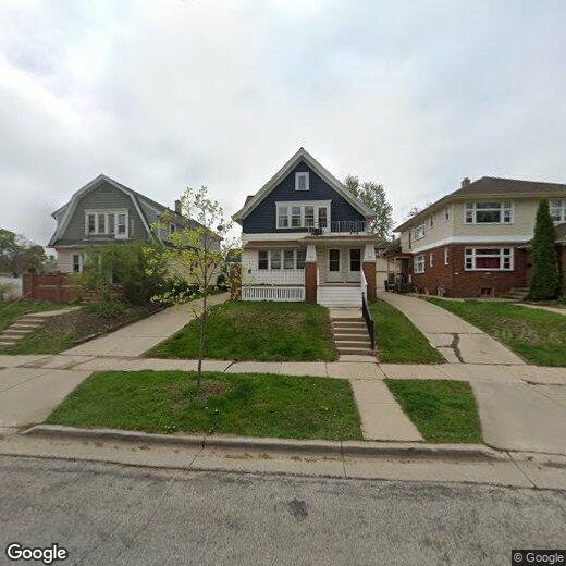 5723 W Wells St, Wauwatosa, WI 53213 House Rental in Wauwatosa, WI