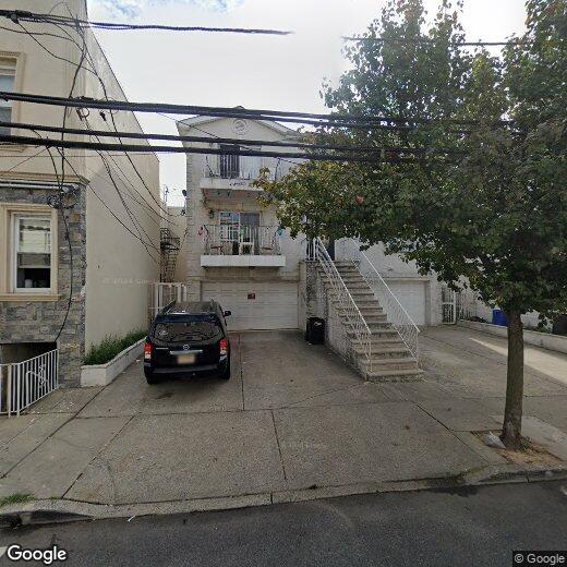 Primary Photo - 4700 Grand Ave