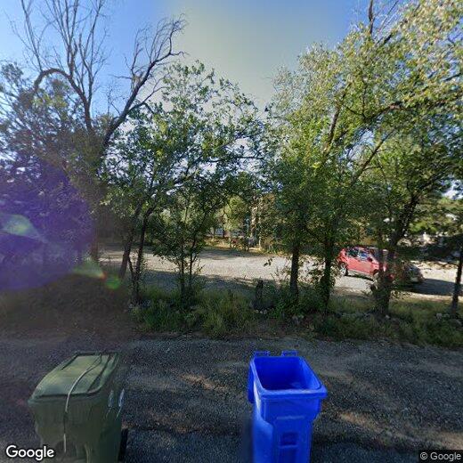 Primary Photo - 121 N Willow St