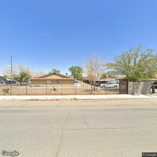 11270 Chamberlaine Way, Adelanto, CA 92301 Room for Rent in Adelanto