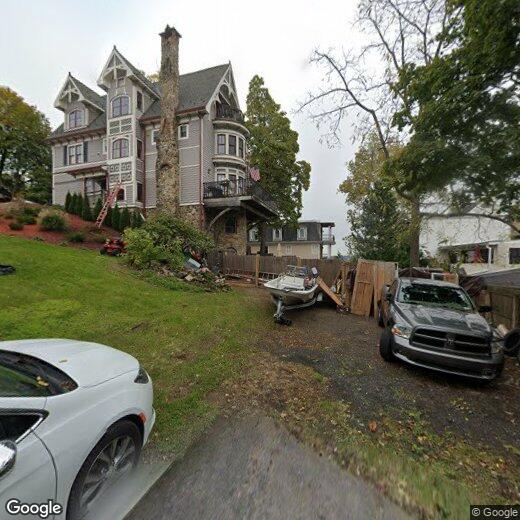 Primary Photo - 19 E Catherine St