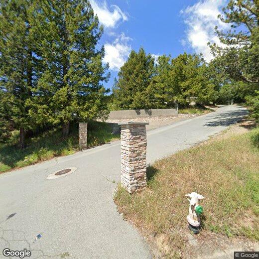 Primary Photo - 100 Oak Knoll Dr