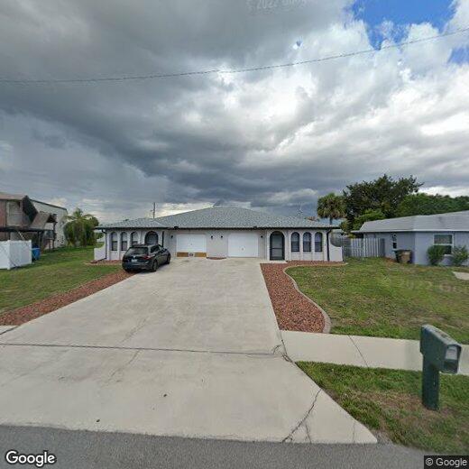 Primary Photo - 3925 Country Club Blvd