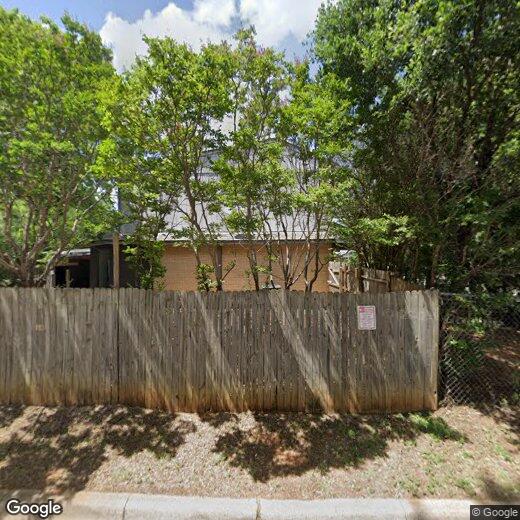 1322 N Cooper St, Arlington, TX 76011 Townhome Rentals in Arlington