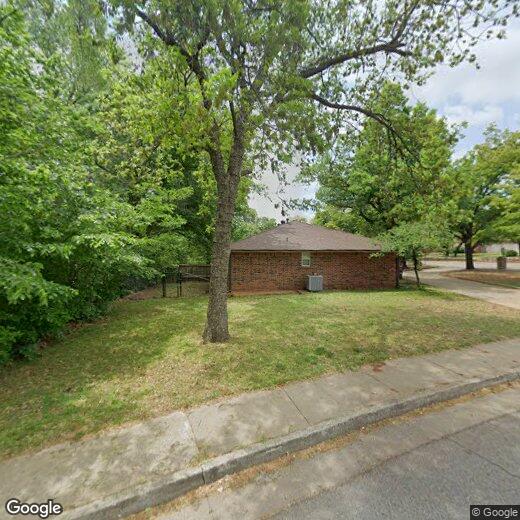 Primary Photo - 1800 Pine Oak Dr