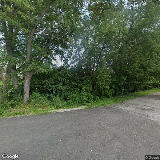 Primary Photo - 324 Holiday Ln