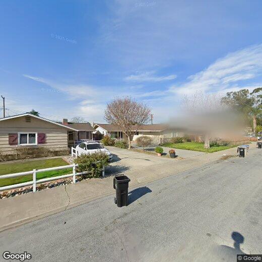 Primary Photo - PRISTINE 3 or 4 Bed/2 Bath Home in Quiet E...