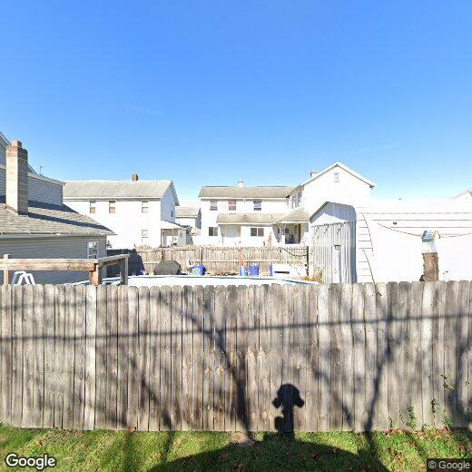 114 Center St Unit Rear, Nanticoke, PA 18634 Room for Rent in