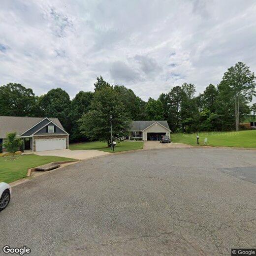 490 Silver Thorne Dr, Wellford, SC 29385 House for Rent in Wellford