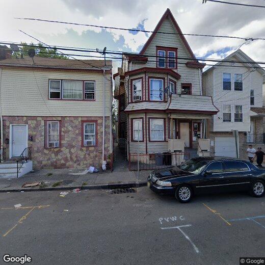 Primary Photo - 3 br, 1 bath House - 490 Summer St