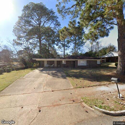 Primary Photo - 924 Green Ridge Rd