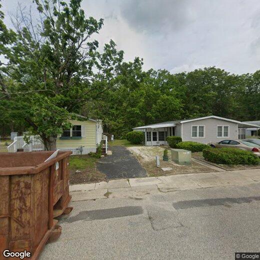Primary Photo - 11 Maplewood Dr