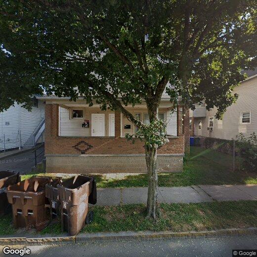 39 Grand Street, Middletown, CT 06457 Townhouse for Rent in