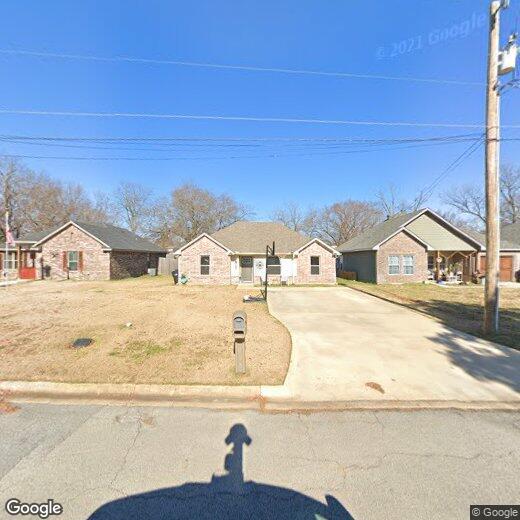 511 W Star St, Denison, TX 75020 House for Rent in Denison, TX