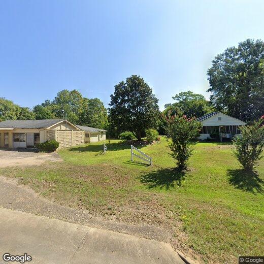 Primary Photo - 5860 Main St