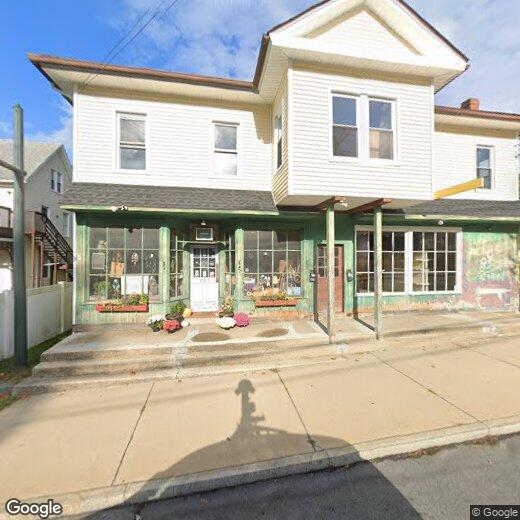 Primary Photo - 207 W Thames St