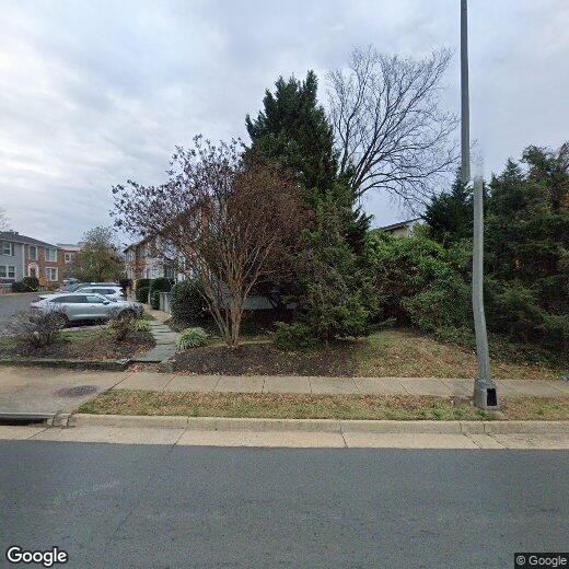 Primary Photo - 2045 N Glebe Rd