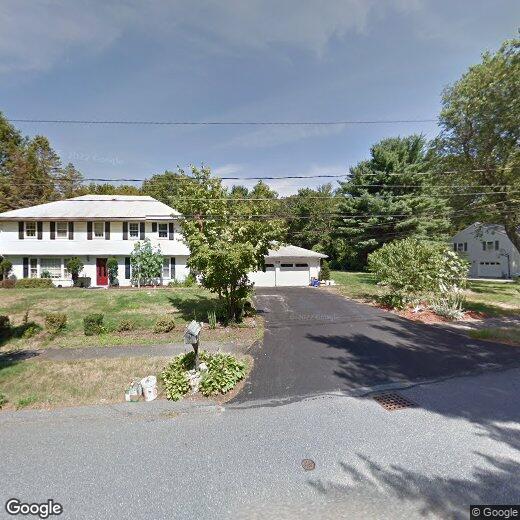Primary Photo - 17 Carriage Dr