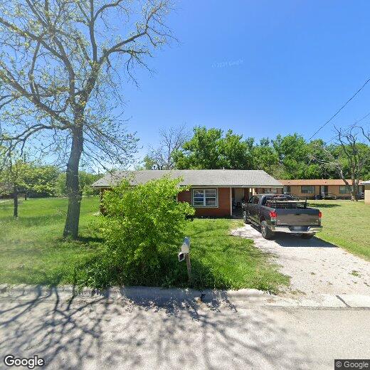 806 S Vandeveer St, TX 78611 House Rental in TX