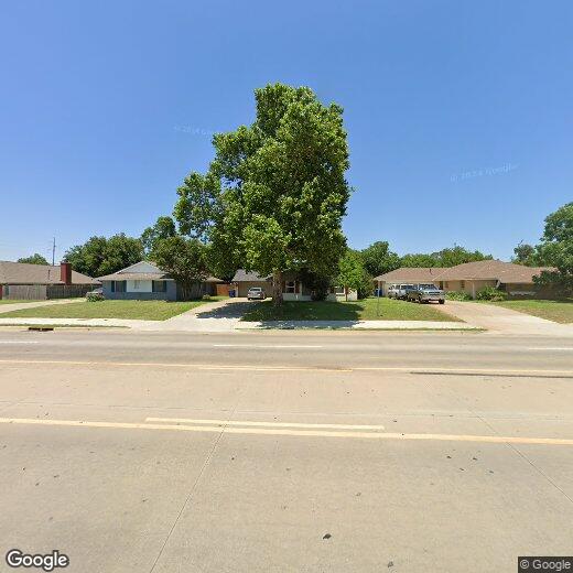 Foto principal - 3109 W Britton Rd