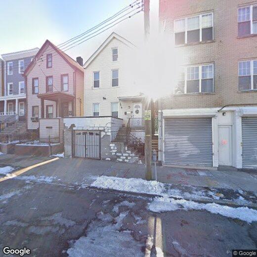 Foto principal - 38 Yonkers Ave