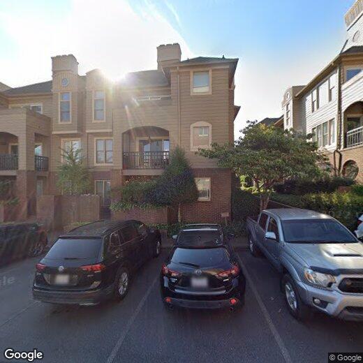 Primary Photo - 1101 E Morehead St