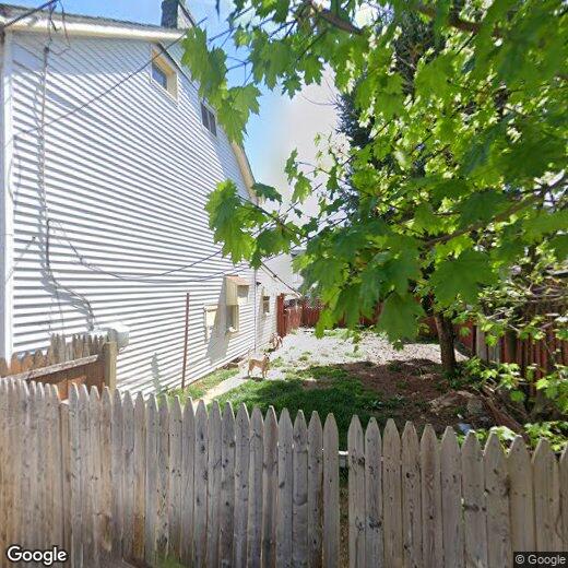 Primary Photo - 1118 Emmett St