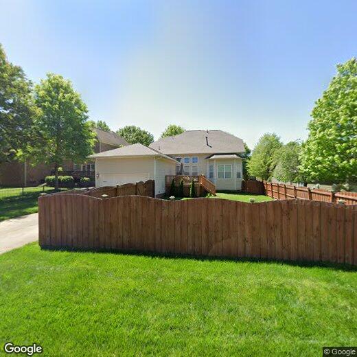 Primary Photo - 11115 Warfield Ave