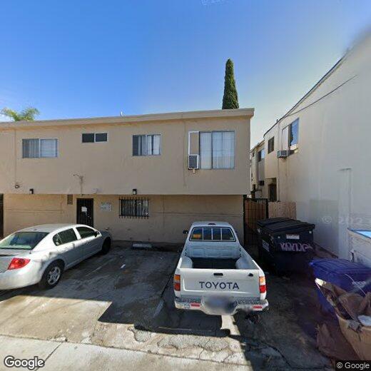 Primary Photo - 4146 Menlo Ave
