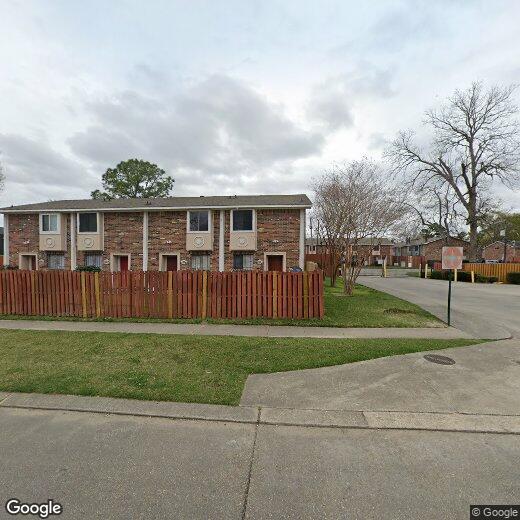 Foto principal - 2 bedroom 2 bath town home in a gated, cle...